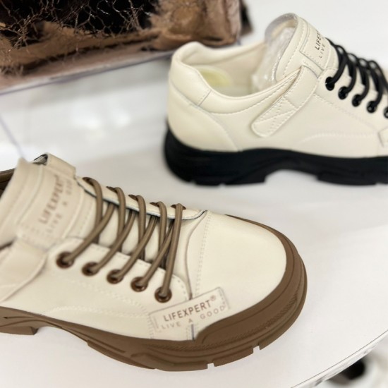 Кожаные женские ботинки LF80149